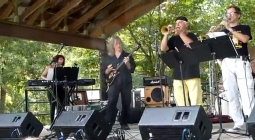 YouTube video by 1spaceface